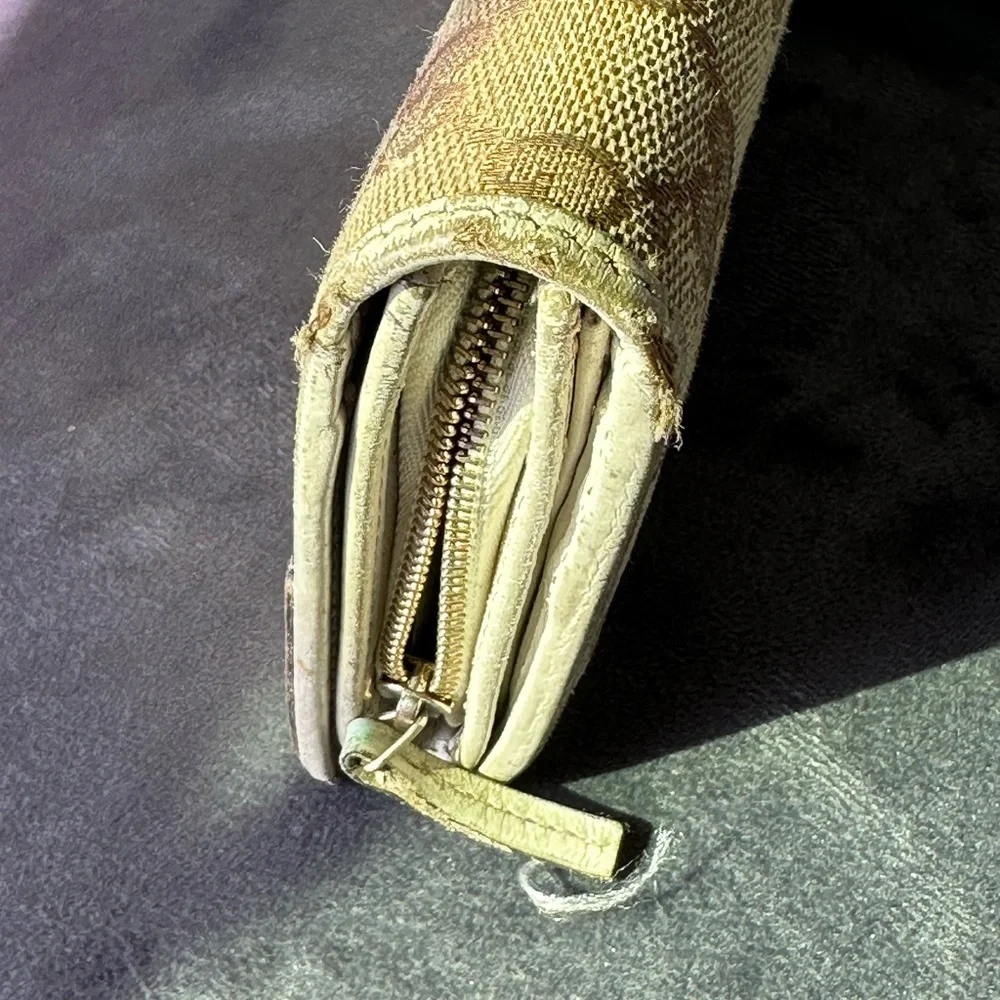 Gucci GG Canvas Continental/Long Wallet — White Leather Silver Hardware Vintage - Picture 10 of 11